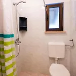 1 Bedroom Amazing In * Ližnjan