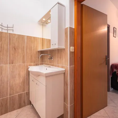 Apartment 1 Bedroom Amazing In